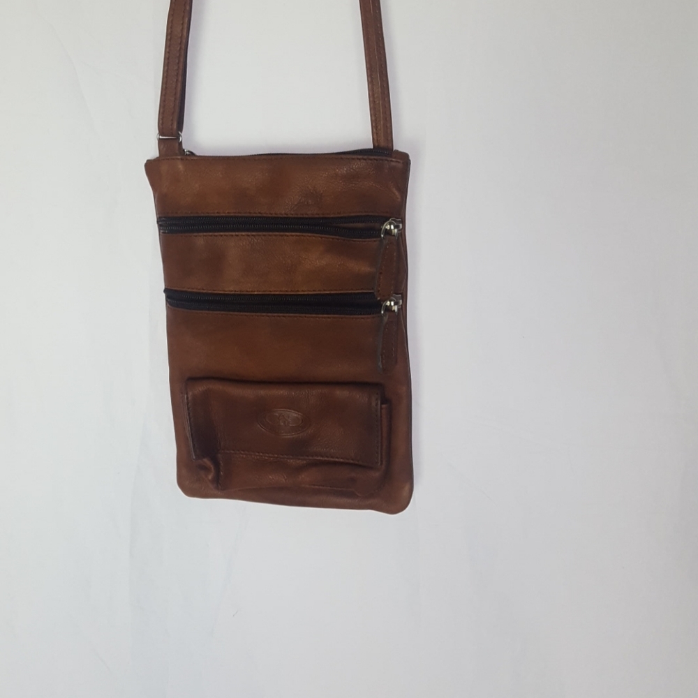 Gag Adjustable Leather Pouch Brown